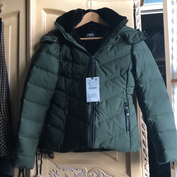 Down  Jacket NWT Size S - Picture 12 of 12